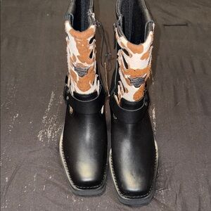 Harley-Davidson Black and Brown Cowhide Boots